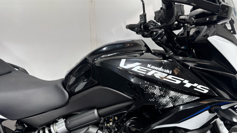 Kawasaki Versys 650 KLE650FMFNN (21MY)